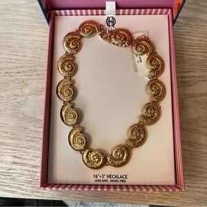 New with tags and box! House of Harlow
Gold Seashell Necklace-16”3”
